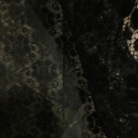 Vintage Black Lace Womans Blouse size med/lg - Picture 4 of 8